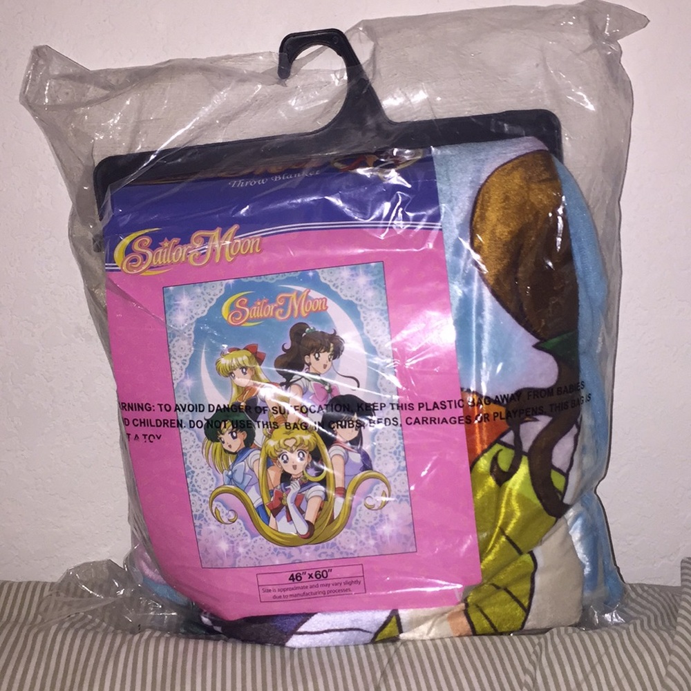 Sailor moon blanket